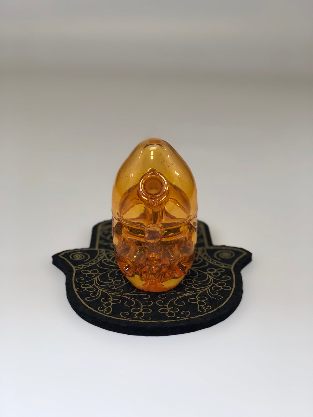Terps Palm Egg by Dawnk Glass